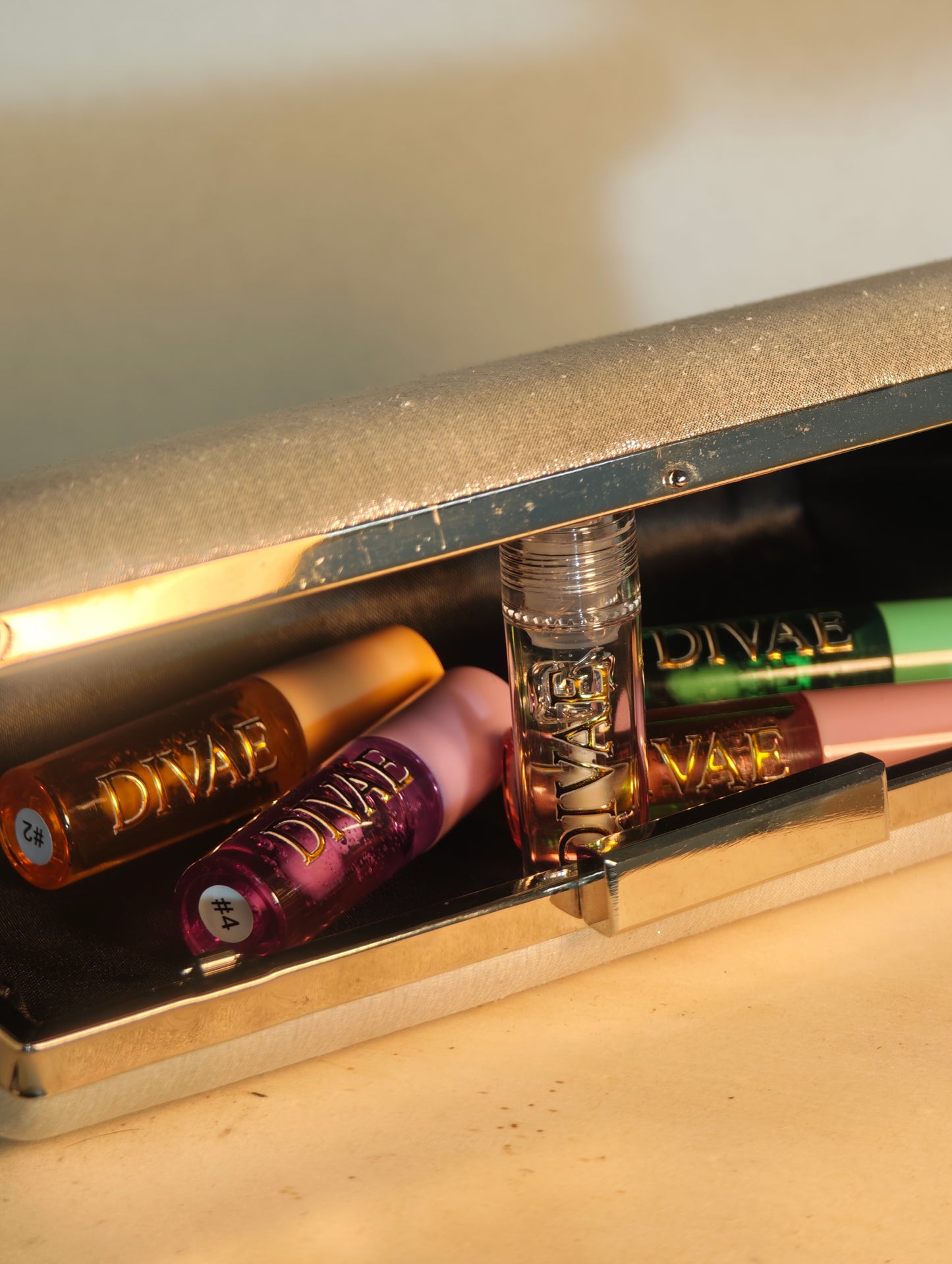 Extreme Shine Gloss and Lip Oil